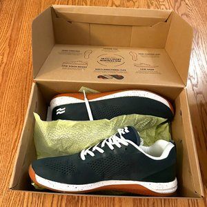 Strike Mvmnt Haze Trainers Size 12 Varsity Green & Gum never worn new with box